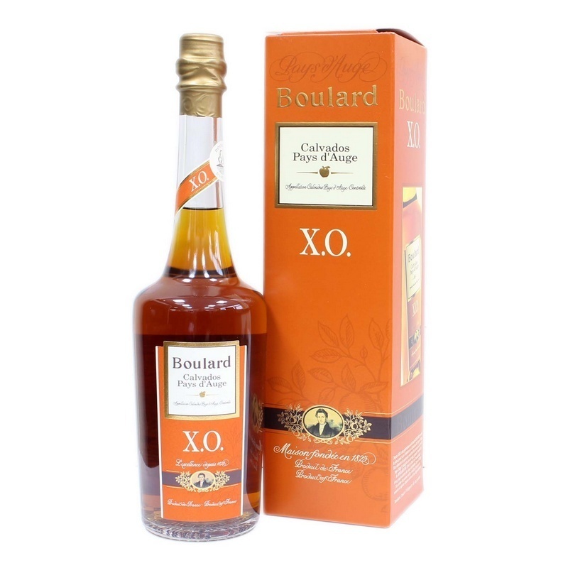 Boulard Calvados Pays D'Auge X.O. in cutie 0.7L