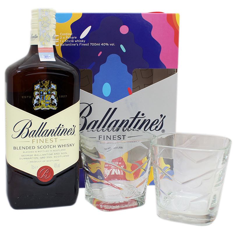 Ballantine's in cutie cu 2 pahare 0.7L SGR